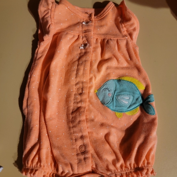 Carter's 3 piece newborn baby girl outfits. Fun, cute designs! - Picture 4 of 6